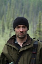 Watch Alone in the Wild Vumoo